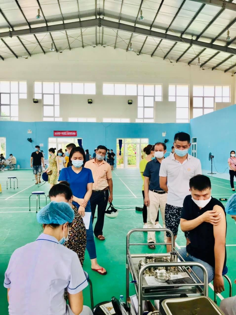 CBCNV Bảo Minh tiêm phòng vắc xin phòng ngừa Covid-19 1 200489880 2992061227688924 5228948983385335728 n