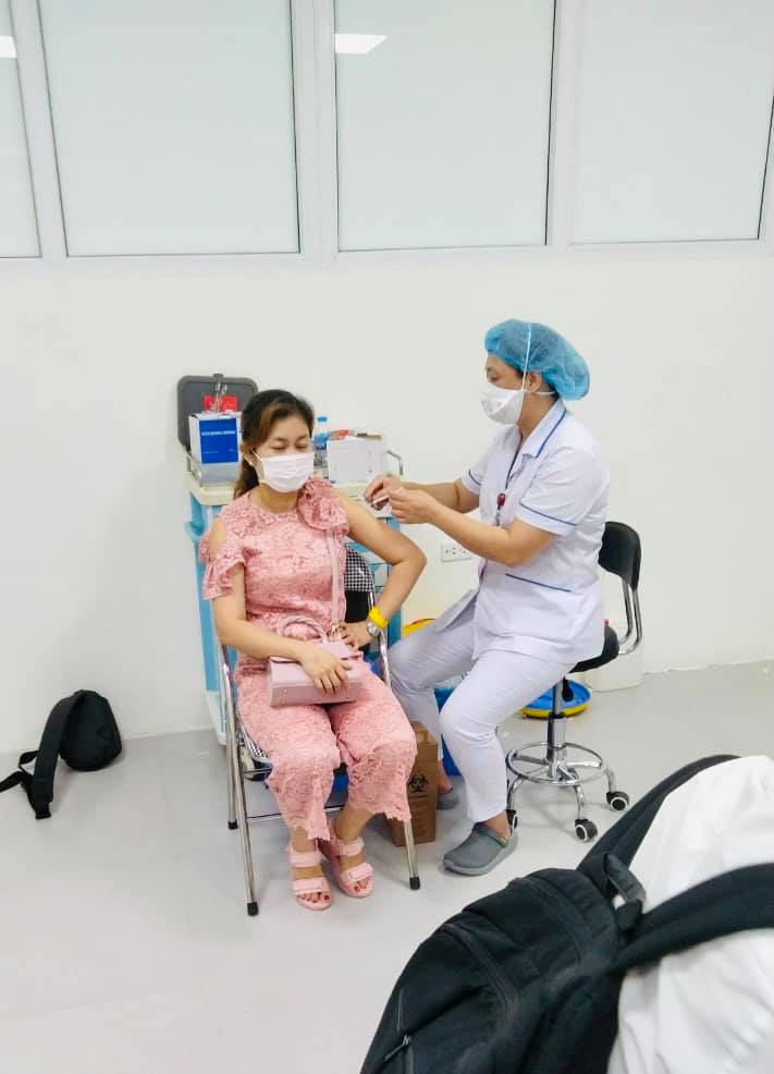 CBCNV Bảo Minh tiêm phòng vắc xin phòng ngừa Covid-19 3 206656509 2992061331022247 7600656435381930345 n