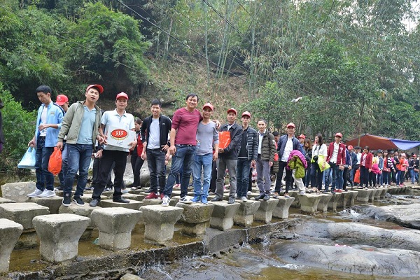 Công ty cổ phần Bánh Mứt Kẹo Bảo Minh gặp mặt đầu xuân 2017 tại Tây Thiên 3 p18tay thien 2017 1