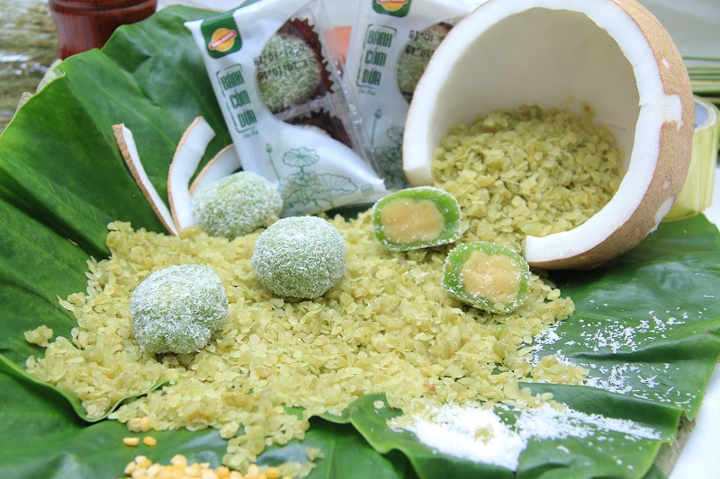 Bánh cốm dừa: dẻo thơm vị cốm mới | Cốm phủ dừa Bảo Minh