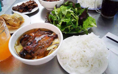 Bánh cốm Bảo Minh – món quà đặc biệt cho người nước ngoài