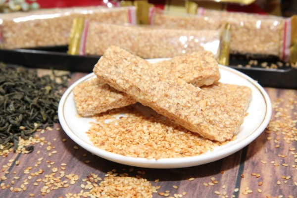 Kẹo vừng Bảo Minh: Thơm ngon, giòn tan, giá tốt | Kẹo vừng thanh