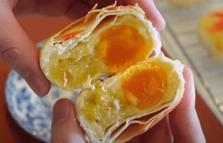 Khám phá bánh Pía – Bánh Pía đặc sản ở đâu?