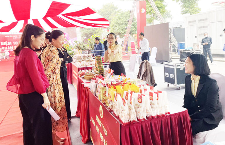 cong ty co phan banh mut keo bao minh vinh du la doanh nghiep tieu bieu tham du le ky niem 10 nam thanh lap quan bac tu liem trung bay7