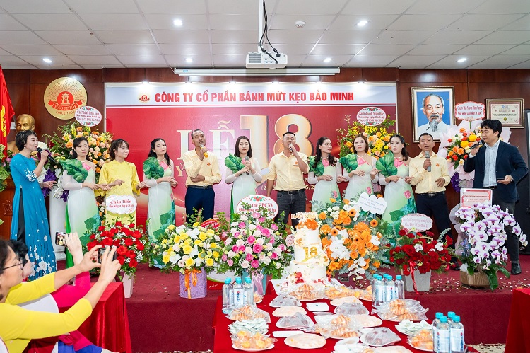 ky niem sinh nhat lan thu 18 cong ty co phan banh mut keo bao minh sinh nhat banh keo bao minh lan thu 18 7 1