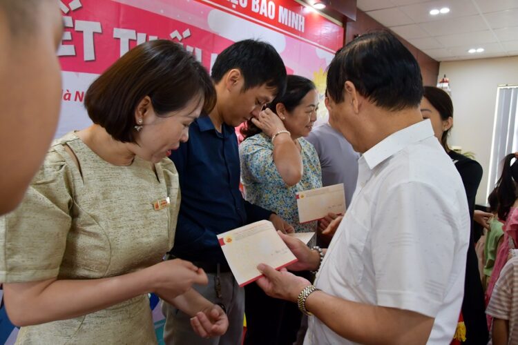 chuong trinh vui tet thieu nhi 1 6 tai banh keo bao minh tet thieu nhi 1 6 2024 bao minh 5