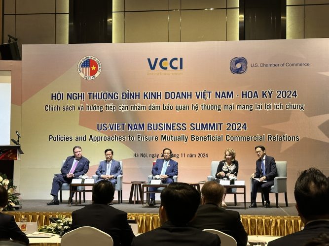 tong gi am doc cong ty co phan banh mut keo bao minh tham du hoi nghi thuong dinh kinh doanh viet nam hoa ky z6073560583214 2619a5f06e20a6f289b4192bfce1c9ac