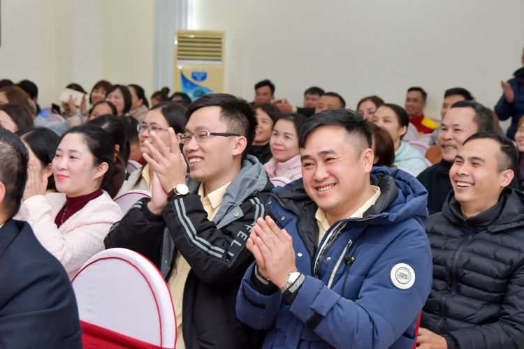 khai xuan dau nam at ty 2025 tai cong ty cp banh mut keo bao minh 15