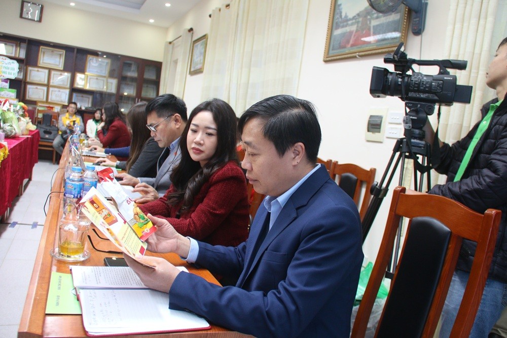 banh keo bao minh ghi dau an tai hoi nghi danh gia phan hang san pham ocop thanh pho ha noi nam 2024 ocop bao minh 2024 4