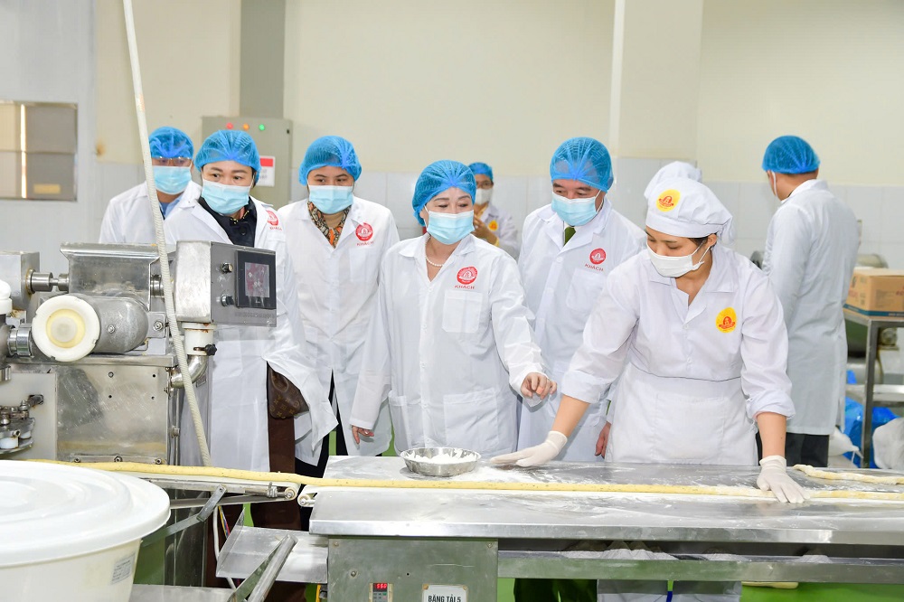 bao minh don doan kiem tra lien nganh trung uong ve an toan thuc pham tet 2025 z6227282913017 a433e771e9df9e49dbd3c0ed8ffdb979