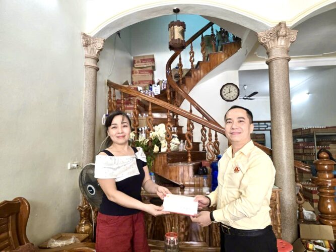 bao minh dong hanh cung cac nha phan phoi tai vung anh huong do bao lu npp hau thuy thai nguyen