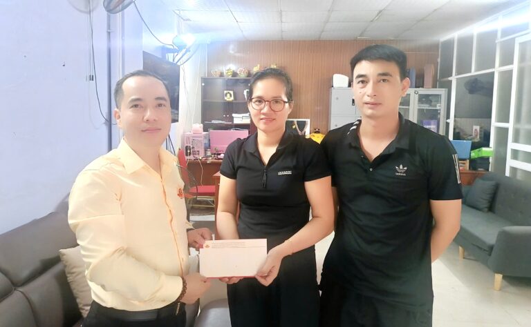 bao minh dong hanh cung cac nha phan phoi tai vung anh huong do bao lu npp hung mai ha giang