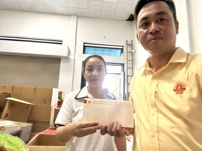 bao minh dong hanh cung cac nha phan phoi tai vung anh huong do bao lu npp tin yen ha tinh