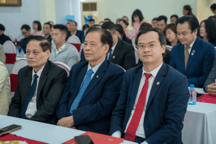 bao minh long trong to chuc le don nhan ky luc viet nam moi khang dinh vi the tien phong trong nganh banh mut keo truyen thong 21