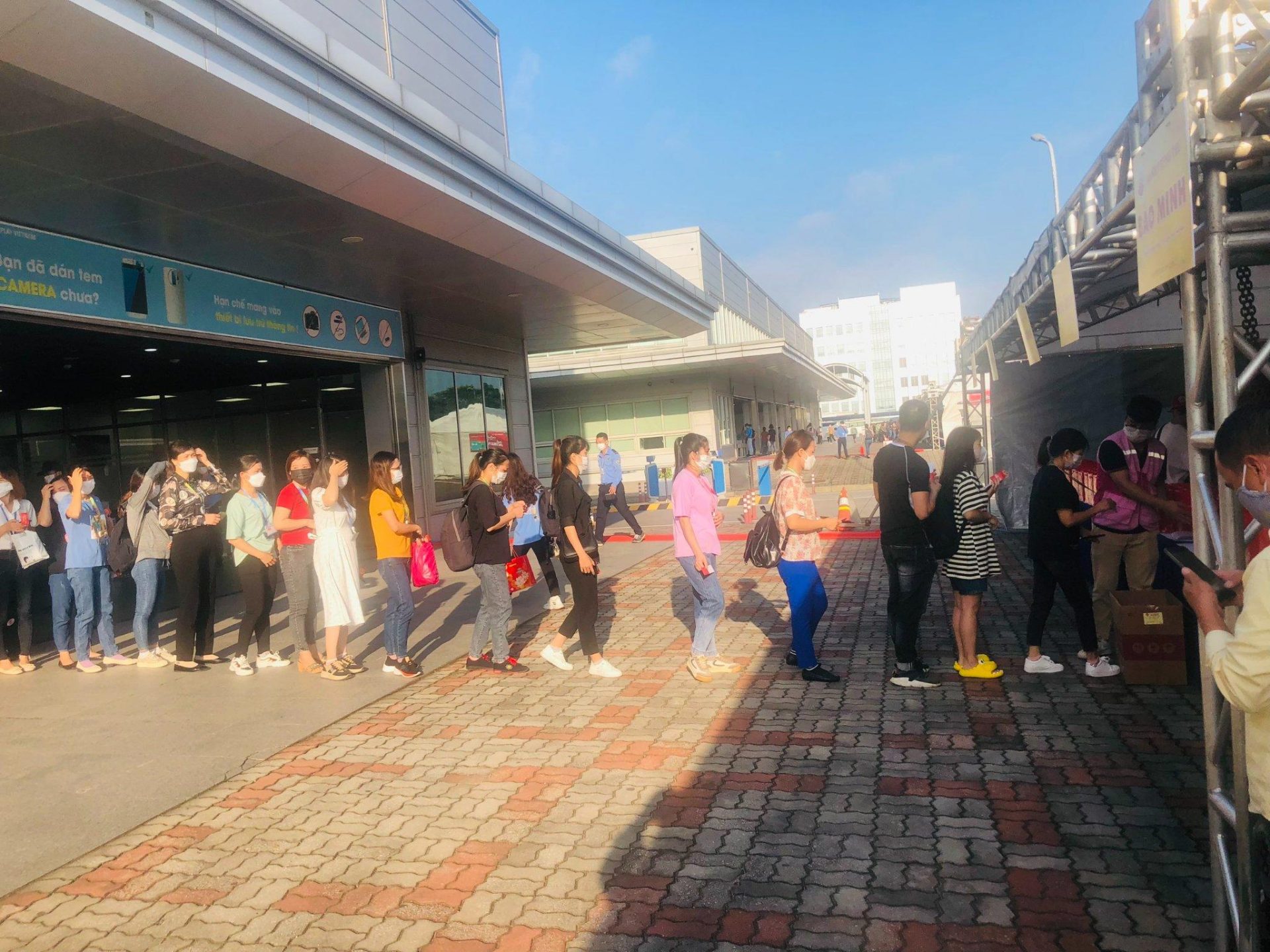 bao minh phat qua banh trung thu tai sdv bac ninh 3