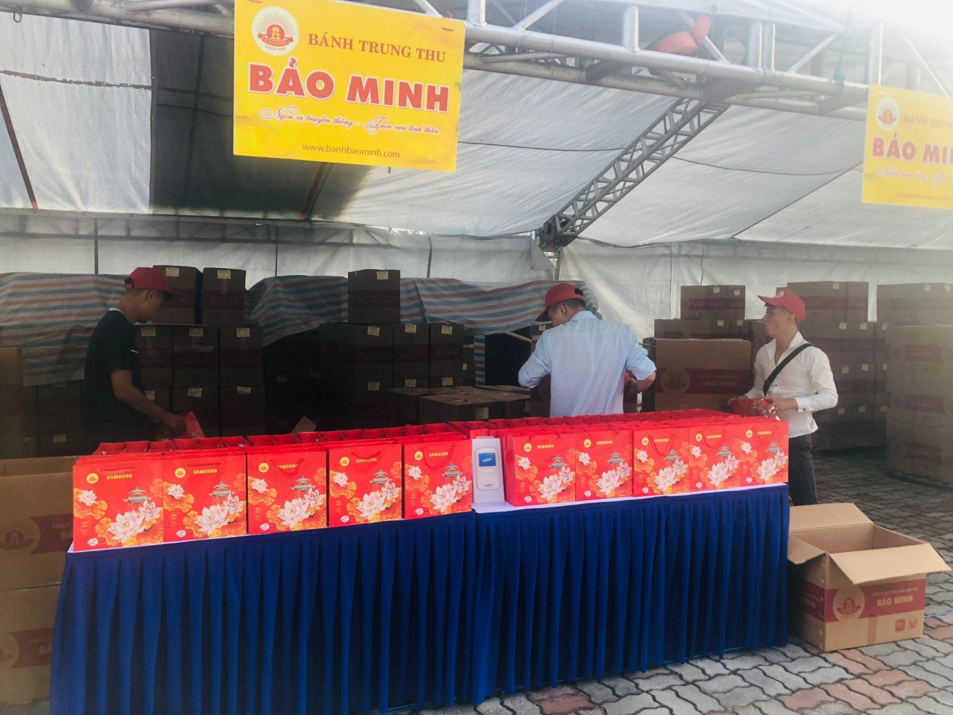 bao minh phat qua banh trung thu tai sdv bac ninh 5