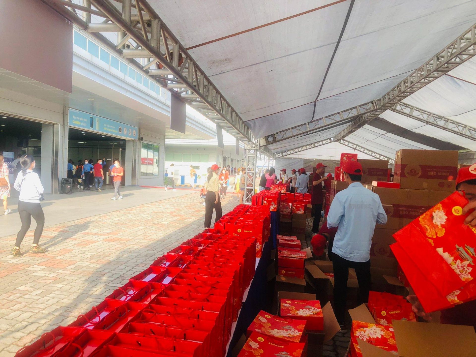 bao minh phat qua banh trung thu tai sdv bac ninh 7