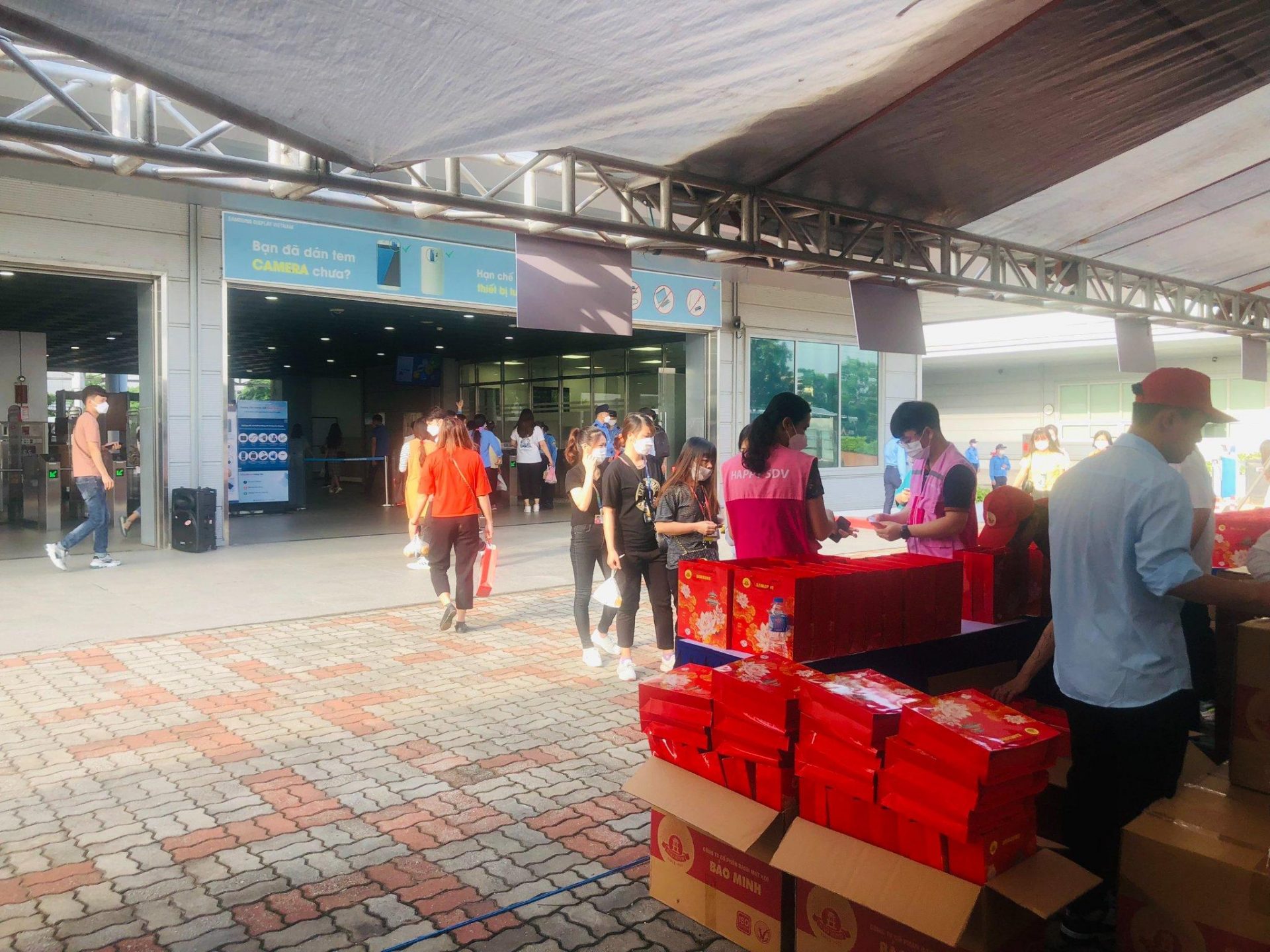 bao minh phat qua banh trung thu tai sdv bac ninh