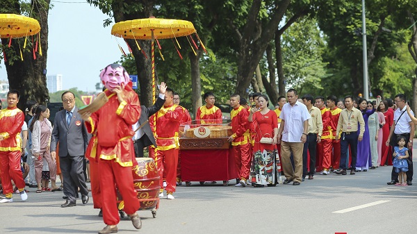 cap banh trung thu khong lo 1