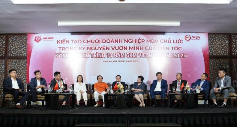 cong ty cp bmk bao minh tham du su kien ky niem 10 nam thanh lap gkm group va hoi thao kien tao chuoi doanh nghiep mbv chu luc du ky niem 10 nam thanh lap gkm group 2