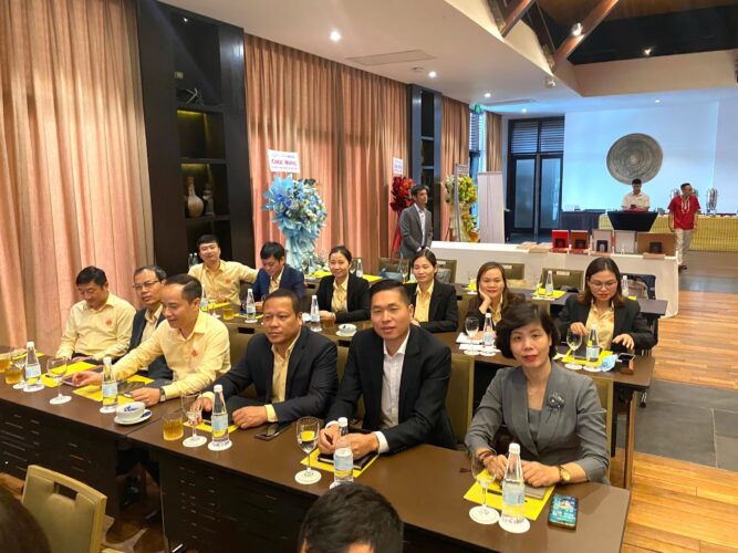 cong ty cp bmk bao minh tham du su kien ky niem 10 nam thanh lap gkm group va hoi thao kien tao chuoi doanh nghiep mbv chu luc du ky niem 10 nam thanh lap gkm group 4