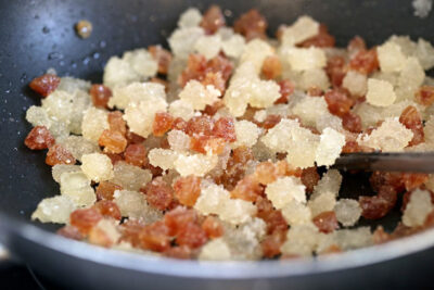 dac-san-banh-cha-ha-noi