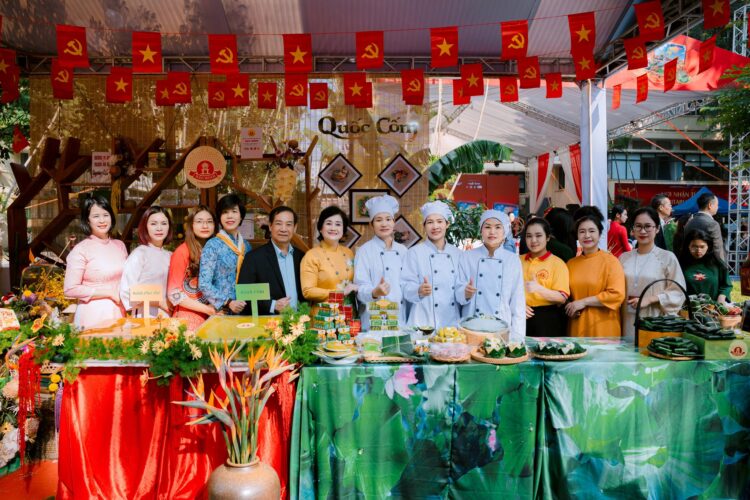 dau an ruc ro cua banh keo bao minh tai lien hoan van hoa am thuc quoc te 2025 587139630 1248832673928963 3908283531675788719 n