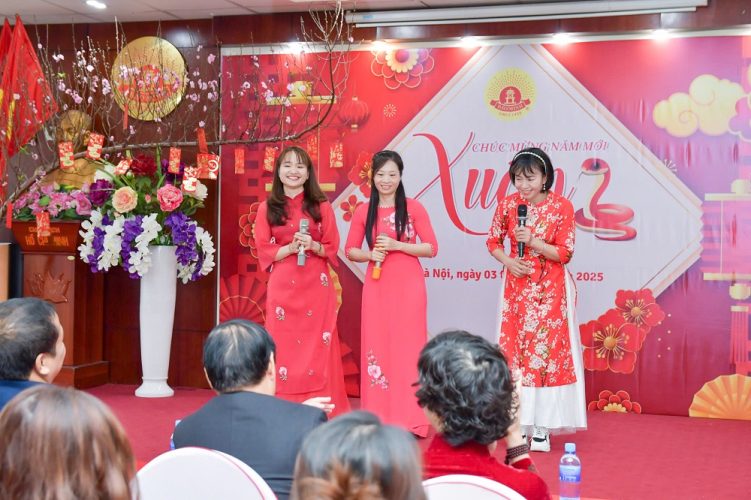 khai xuan dau nam at ty 2025 tai cong ty cp banh mut keo bao minh khai xuan 2025 banh keo bao minh 8