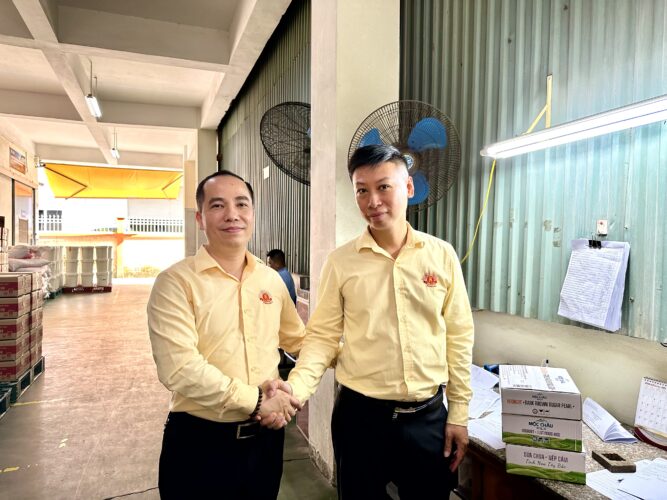 khoi kinh doanh tri an cac kpbbp sau vu mua trung thu va chuc mung 2010 photo 20 10 25 09 04 56