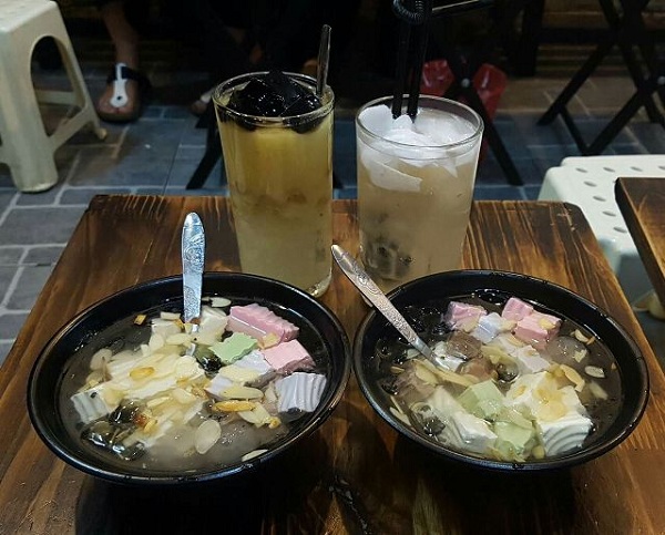 quán chè ngon Hà Nội