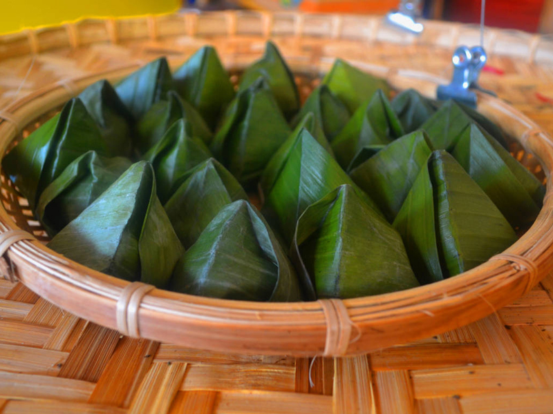 Bánh ít lá gai độc lạ của mảnh đất anh hùng