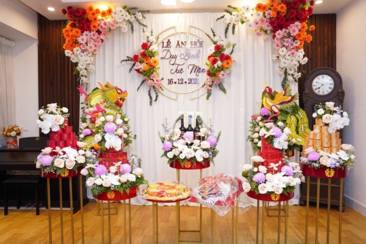 ron rang mua cuoi cung uu dai dich vu cuoi hoi bao minh le trang tri an hoi