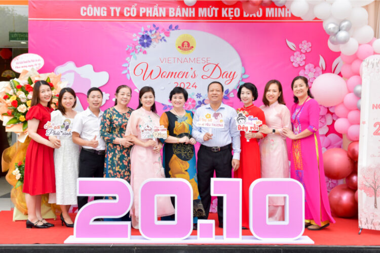 ruc ro sac mau ton vinh phai dep ngay 2010 tai bao minh mkt 3234