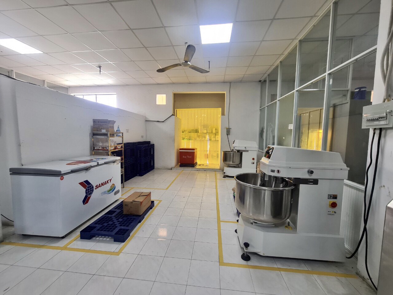 z2408600750376 174be94681dc23765f5ae55e576db67b