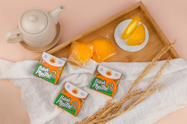 Vỏ bánh được làm từ bột năng dai giòn