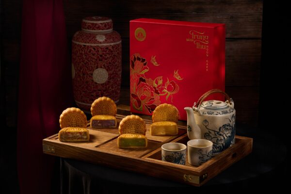 Hộp Bánh Hạnh Phúc