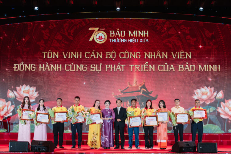 bao minh 70 nam thuong hieu xua ky uc tu hao ve mot hanh trinh luu giu phat trien di san am thuc viet la 09216