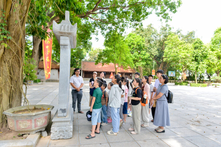 mot chuyen di nhieu bai hoc y nghia cua cac nha quan tri nhi bao minh h24 3075
